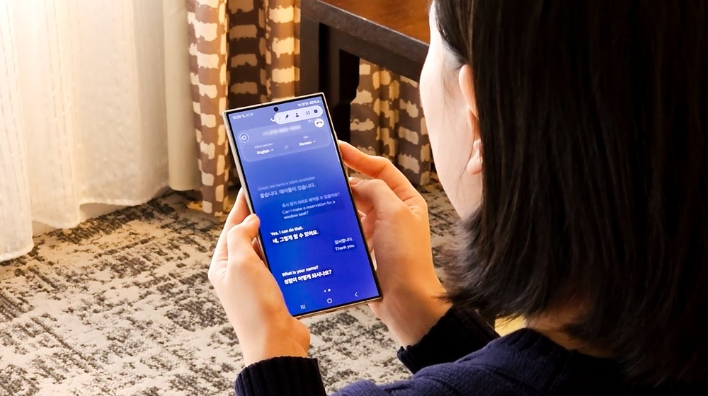 Unpacked 2024 AI Live Translate main1 FF