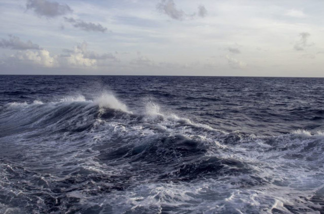 Olas en el Océano Pacífico