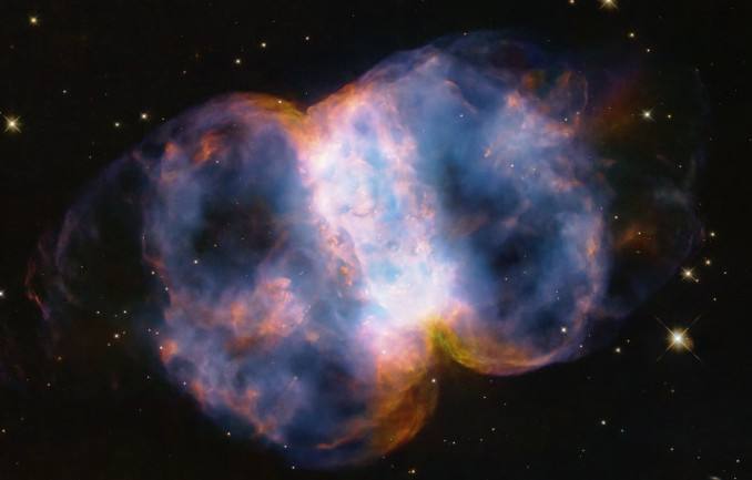 Nebulosa planetaria M76