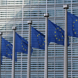 Archivo - Banderas de la Unión Europea.