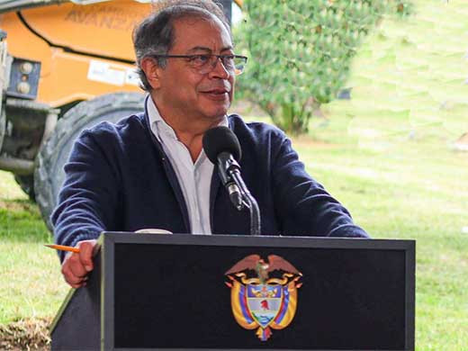 Gustavo petro