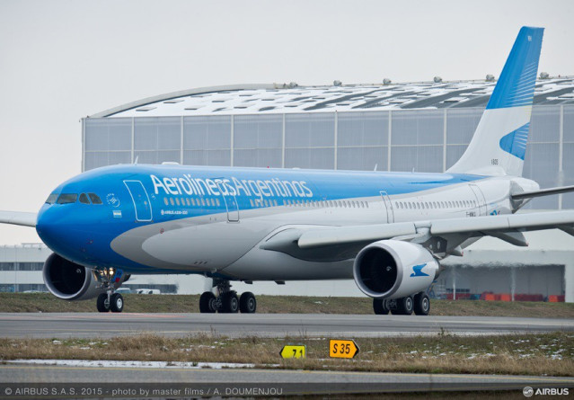 Archivo - Avión de Aerolíneas Argentinas.
