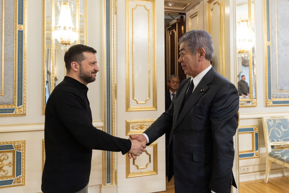 EuropaPress 6344924 presidente ucrania volodimir zelenski ministro asuntos exteriores japones