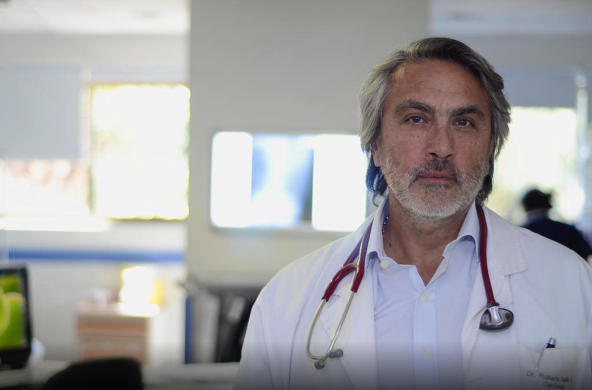 DR Roberto Aspu00e9e ClinicaColonial