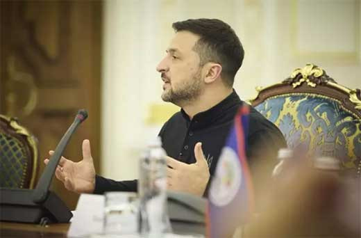UCRANIA PIDE