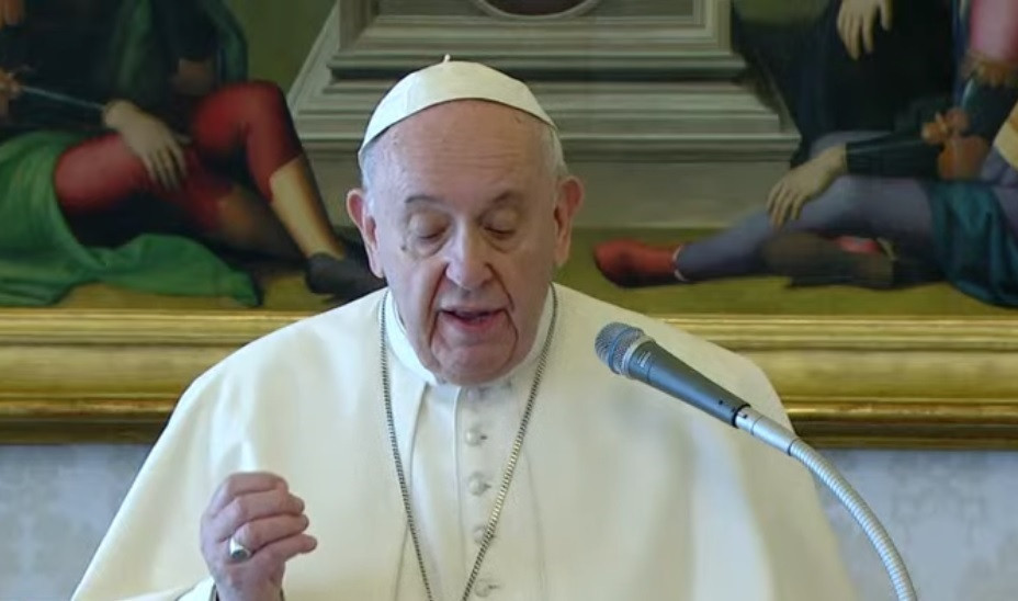 EuropaPress 2697810 captura pantalla streaming rezo angelus papa domingo ofrecido estudio