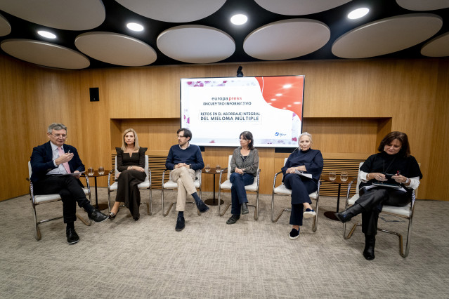Encuentro informativo 'Retos en el abordaje integral del mieloma múltiple: el valor de la innovación en la calidad de vida de los pacientes', organizado por Europa Press y Pfizer.