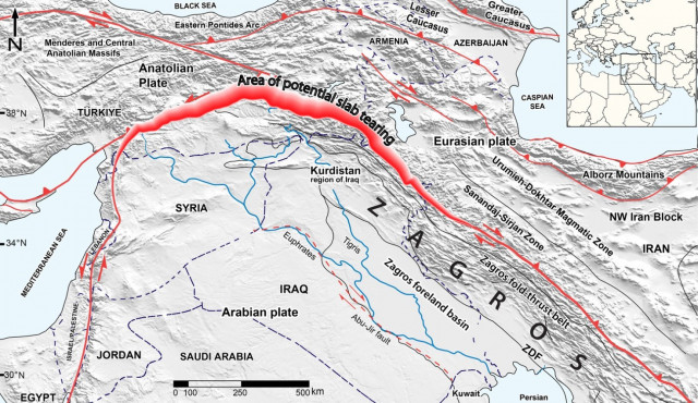 Mapa del norte de Oriente Medio que muestra las placas árabe y euroasiática y su zona de colisión, así como el área de estudio, la región del Kurdistán de Irak.