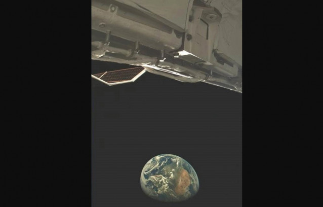 Imagen de la cámara de a bordo del X-37B