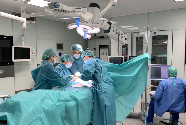 Imagen de recurso de un quirófano de Quirónsalud.