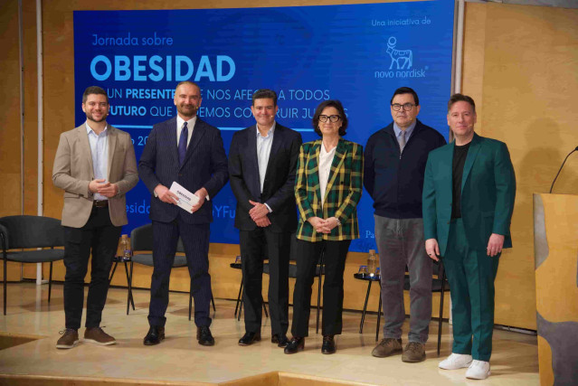 Ponentes en la jornada sobre obesidad 'De un presente que nos afecta a todos al futuro que podemos construir juntos'.