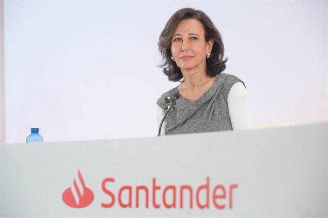 Archivo - La presidenta del Banco Santander, Ana Botín.