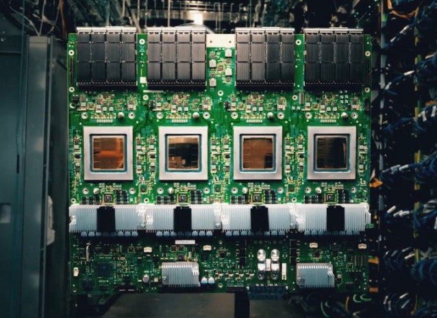 El nuevo chip de IA de Google Ironwood.
