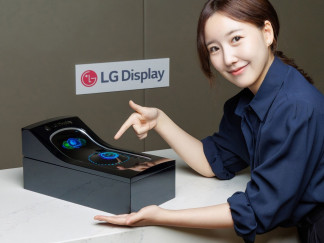 La nueva pantalla automotriz estirable de LG.