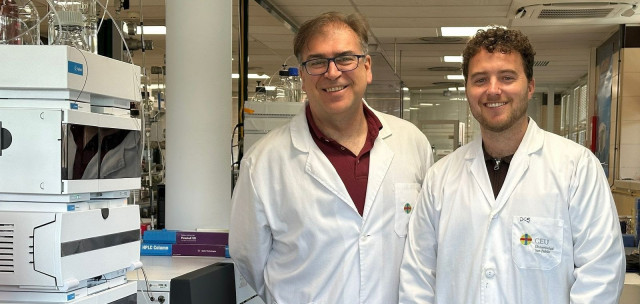 Los investigadores del CEMBIO Francisco Javier Rupérez y David Chamoso.