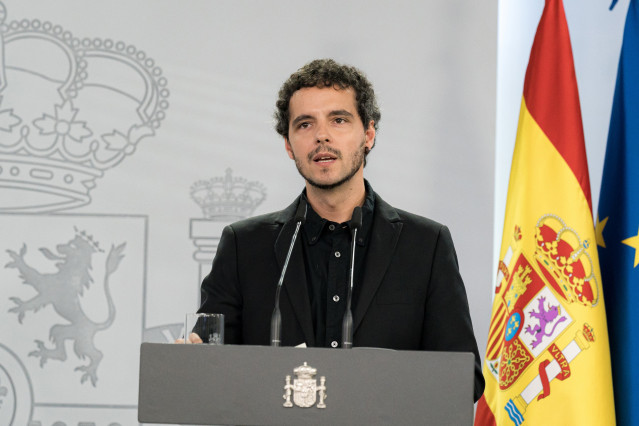 Archivo - El director de Salud Pública y Equidad en Salud, Pedro Gullón, durante su comparecencia ante los medios de comunicación, en el Palacio de la Moncloa, a 5 de noviembre de 2024, en Madrid (España). Esta comparecencia se ha produce tras la reunión