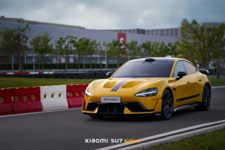 El vehículo eléctrico Xiaomi SU7 Ultra en Gran Turismo 7 para PS4 y PS5