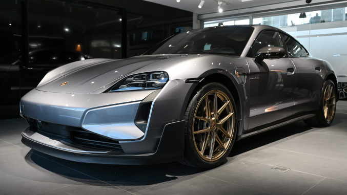 Porsche Taycan Turbo GT 007 edit