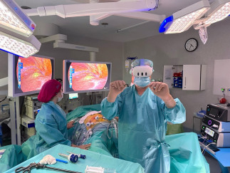 El Hospital Universitario La Luz realiza una 'compleja' cirugía hepática con realidad aumentada.