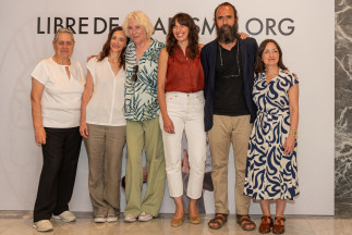 La Fundación Grandes amigos lanza la campaña 'Por una cosmética libre de edadismo'.