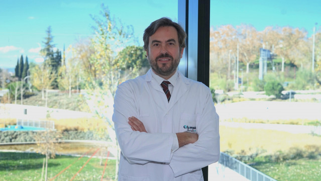 Jefe de servicio de Urología de Olympia Quirónsalud, el doctor Víctor Díez Nicolás.