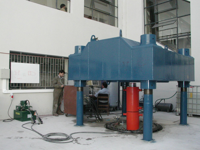 IDIEM Triaxial