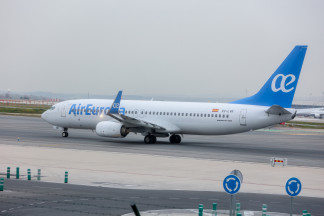 Archivo - Un avión de la aerolínea AirEuropa