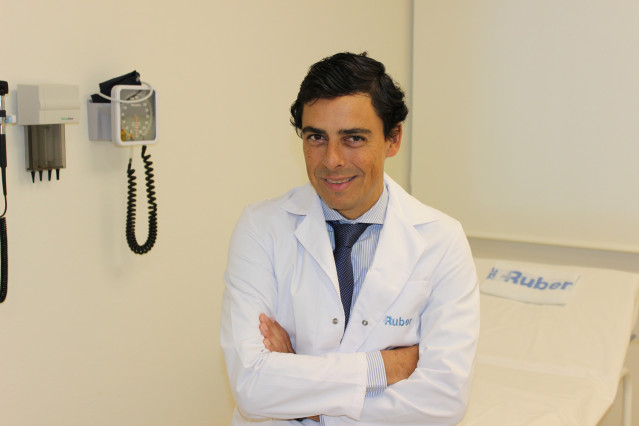 Traumatólogo Pablo de la Cuadra.