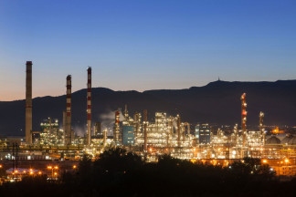 Archivo - Industria petroquímica en el Camp de Tarragona