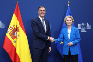 Archivo - El presidente del Gobierno, Pedro Sánchez, mantiene un encuentro con la presidenta de la Comisión Europea, Ursula von der Leyen, en la sede de la Comisión Europea, a 28 de mayo de 2024, e