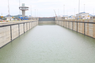 Archivo - Nuevas esclusas de la ampliación del Canal de Panamá