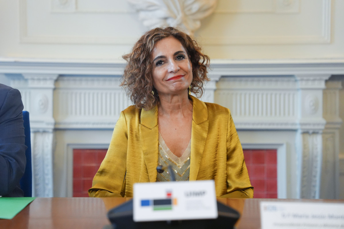 EuropaPress 6863282 vicepresidenta primera gobierno ministra hacienda maria jesus montero