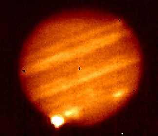 Archivo - Impacto de un fragmento del cometa Shoemaker Levy 9