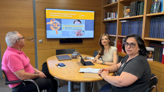 Reunión de trabajo entre la presidenta del Consejo General, Elena Carrascosa, y el secretario general de la Organización Médica Colegial, José María Rodríguez.
