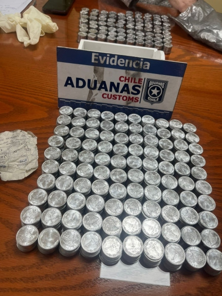 Aduana monedas y billetes San Antonio 5