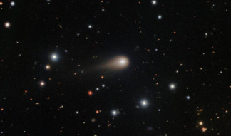 Cola creciente del cometa interestelar 3I/ATLAS