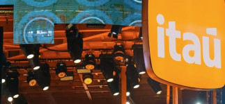 Archivo - El banco brasileño Itaú.
