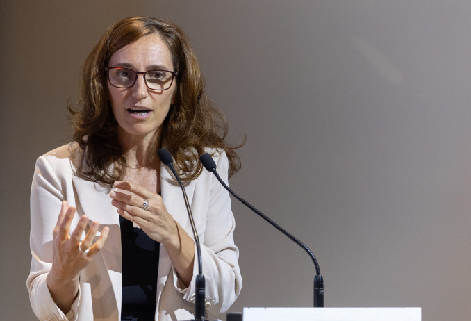 La ministra de Sanidad, Mónica García, inaugura la II Jornadas de la Red Española de Investigación en COVID persistente (REiCOP), en Caixa Forum Madrid, a 12 de septiembre de 2025, en Madrid (Espa