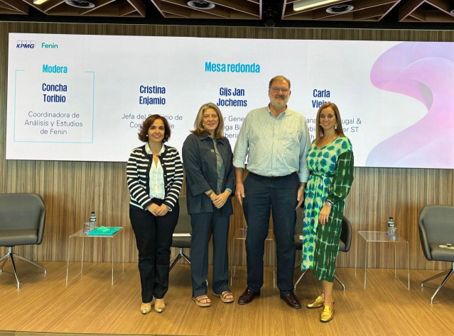 Imagen de la presentación del informe.