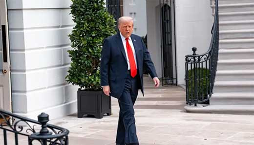 Trump firma