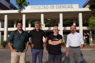Equipo de investigadores de los Departamentos de Química Física y Química Orgánica de la Universidad de Málaga y del Laboratorio de Dendrímeros Biomiméticos y Fotónica de Ibima