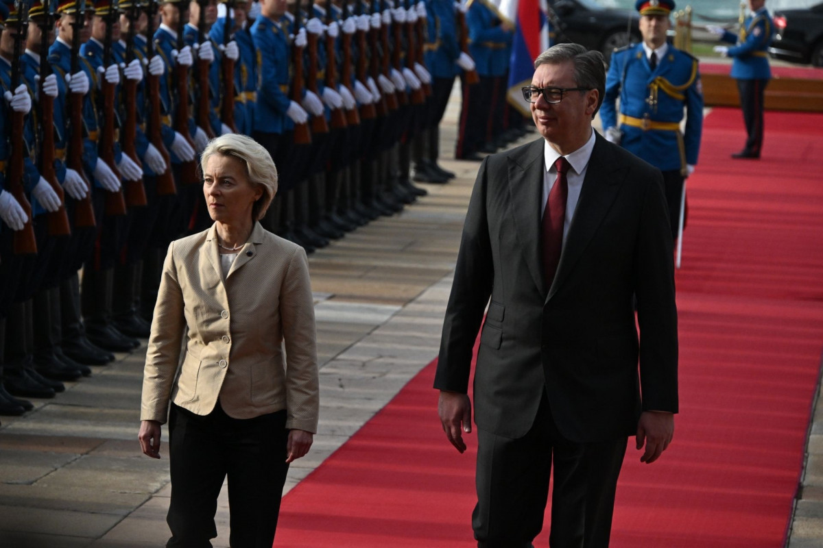 EuropaPress 7027904 presidente serbia aleksandar vucic recibe presidenta comision europea