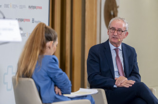El presidente de OMC, Tomás Cobo, durante el 'Foro Profesiones Sanitarias: La profesión médica en España', en el Hotel Hesperia Madrid , a 16 de octubre de 2025, en Madrid (España). El encuentro 
