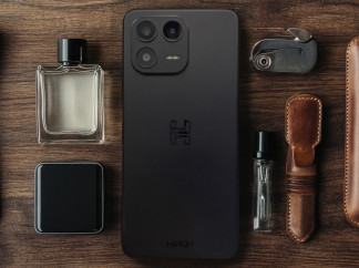 El HIROH Phone.