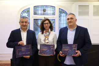 De izquierda a derecha: los miembros del Comité Científico de All.Can Spain Rafael López, Guadalupe Fontán y David Trigos