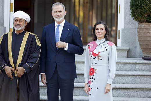 EuropaPress 7076086 i d sultan oman haitham bin tarik rey felipe vi reina letizia atienden