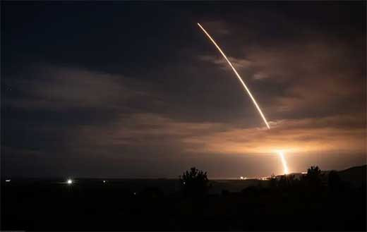 EEUU prueba un misil baliu0301stico