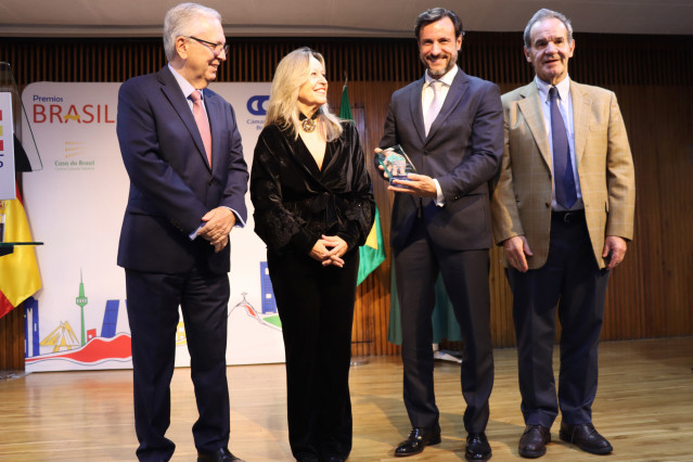 Foto de familia en la XX edición de los Premios Brasil