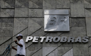 EuropaPress 1365423 fiscales brasil investigaran venta petrobras argentina (1)
