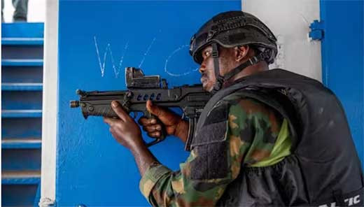 Decenas de alumnas secuestradas 